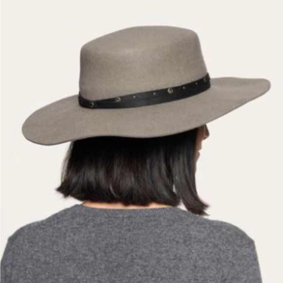 Frye Black Wool Felt Studded Belted Boater Hat Size Medium - Picture 3 of 9